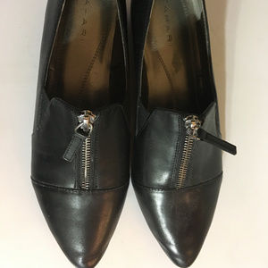 Tahari black flats w/ front silver zipper, size 8